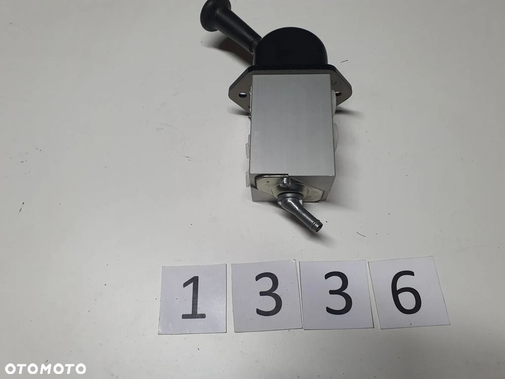 Zawór hamulca ręcznego, dźwignia, manetka Knorr-Bremse HB1189, I92190, EVOBUS,NEOPLAN,MAN, SOLARIS - 4