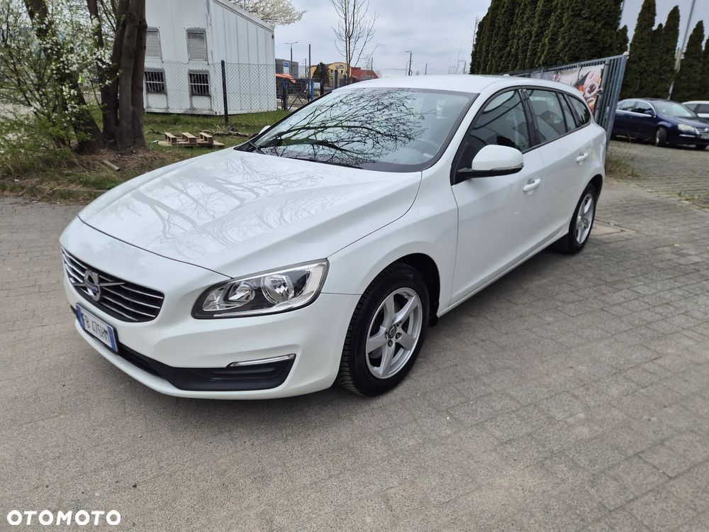 Volvo V60 D2 - 1