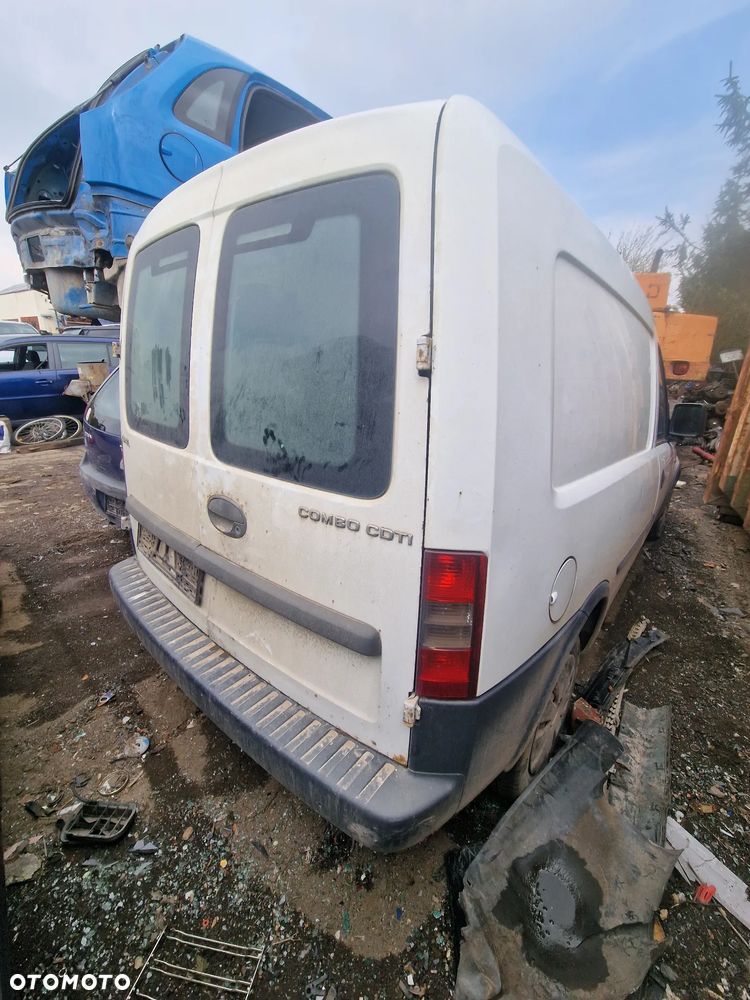 Opel combo c 1.3 cdti Y13DT skrzynia F17 lakier Y474 na części - 6