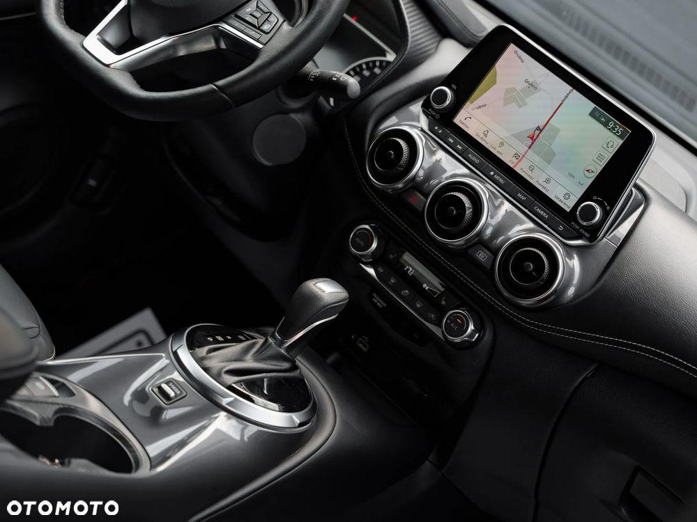 Nissan Juke 1.6 Hybrid Tekna AMT - 23