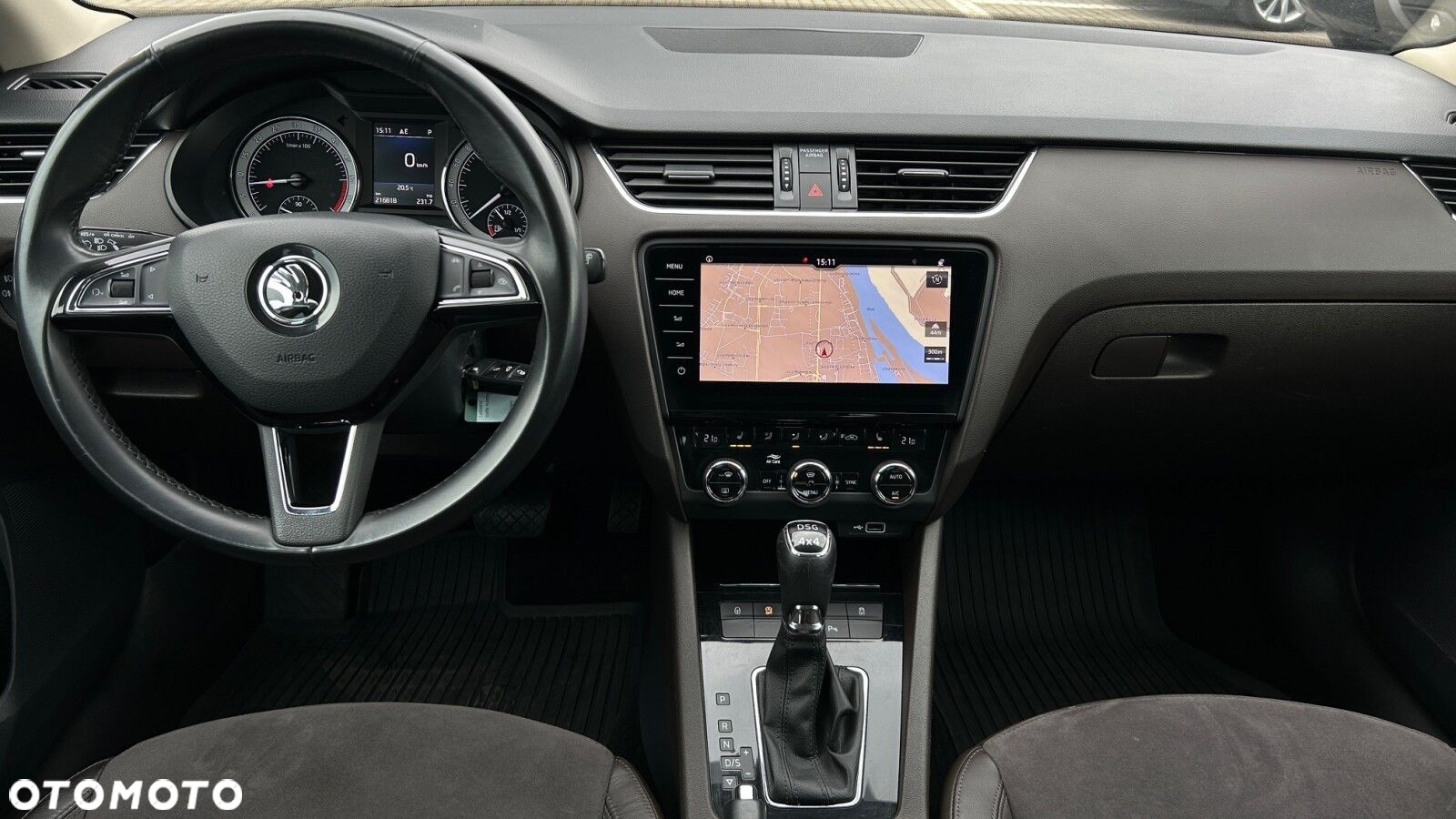 Skoda Octavia 2.0 TDI SCR 4x4 L&K DSG - 17