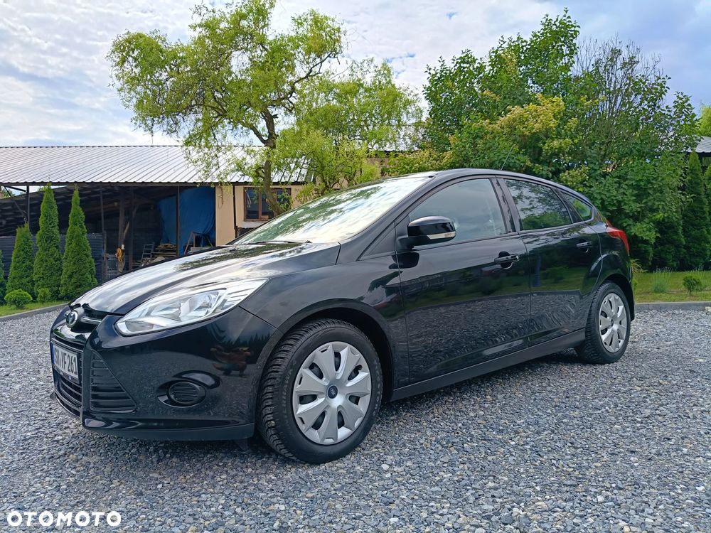 Ford Focus 1.6 Ambiente - 28
