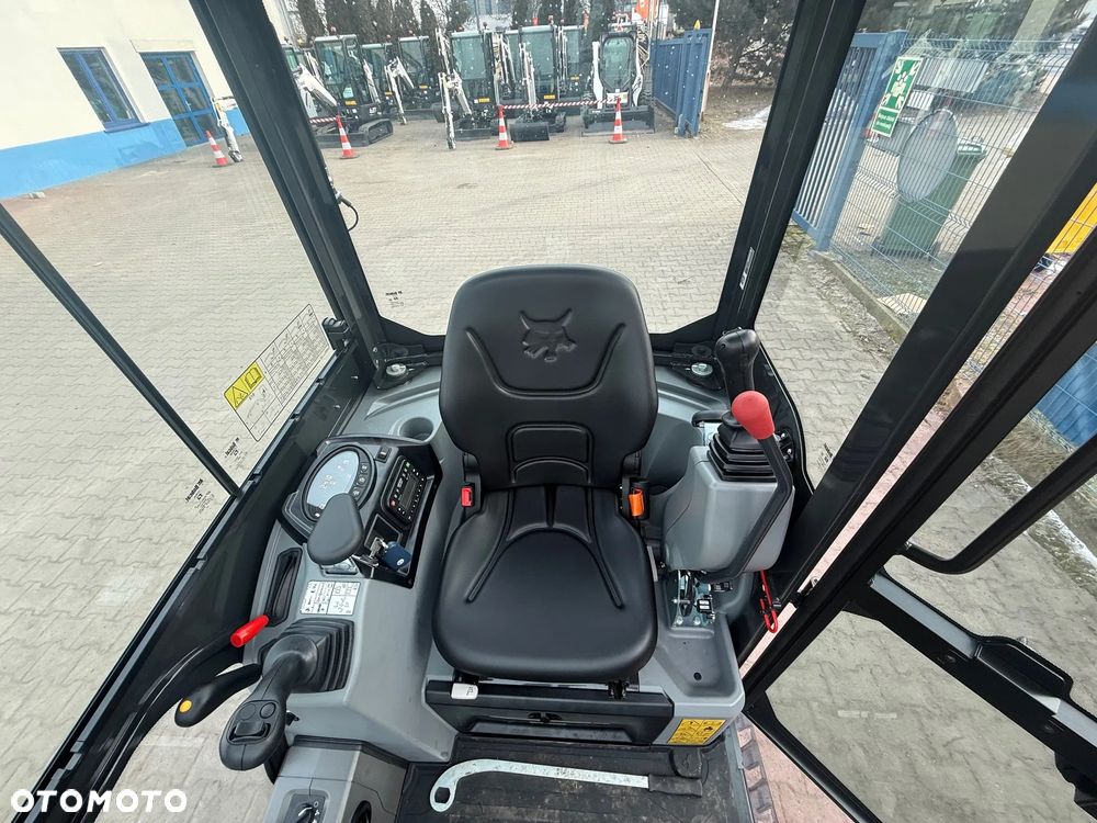 Bobcat E19-R2 - 10