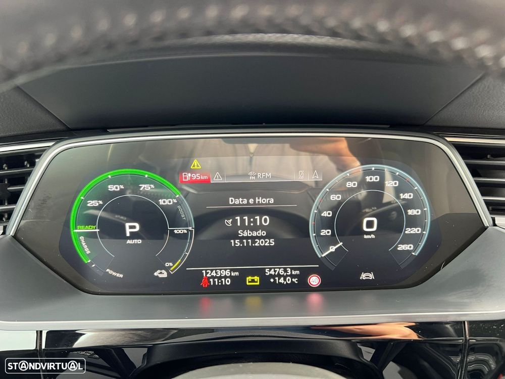 Audi e-tron 55 quattro - 44