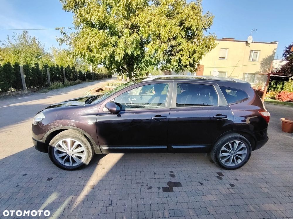 Nissan Qashqai+2 2010 photo 4