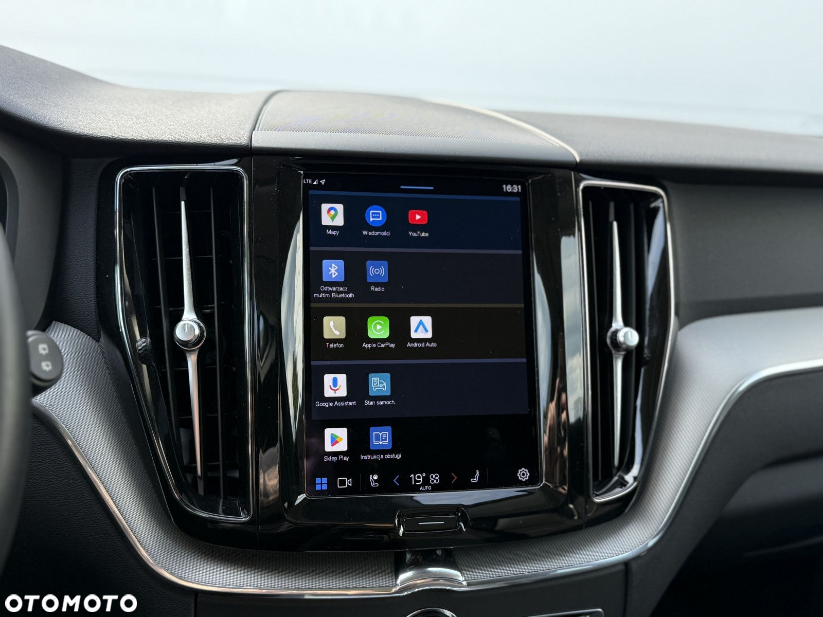 Volvo XC 60 - 16