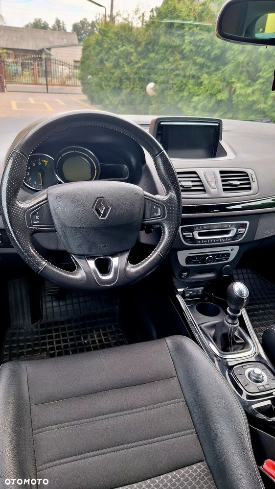 Renault Megane Grandtour ENERGY TCe 115 Start & Stop Bose Edition - 8