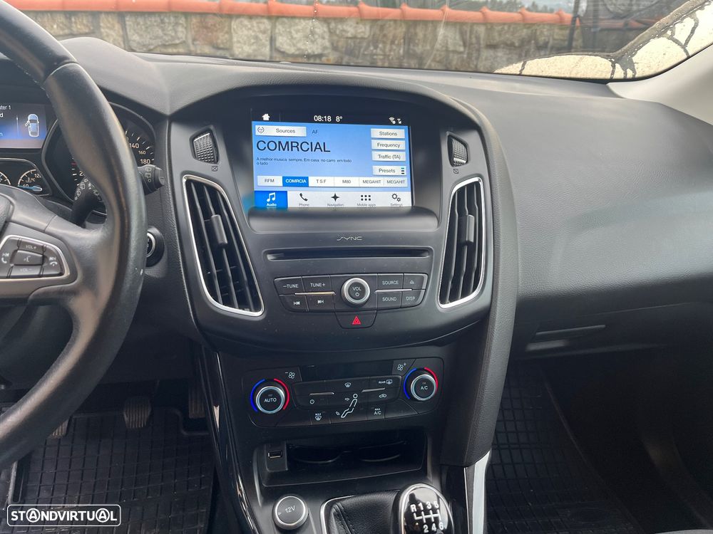 Ford Focus SW 1.0 EcoBoost Titanium - 16