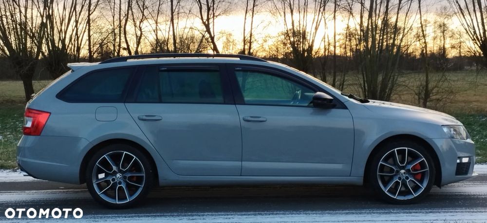 Skoda Octavia 2.0 TDI DSG RS - 7