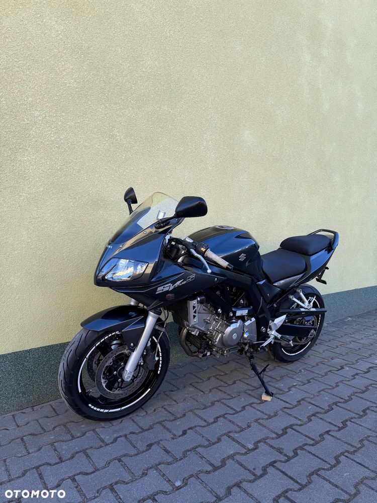 Suzuki SV - 26