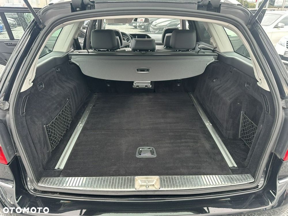 Mercedes-Benz Klasa E - 22