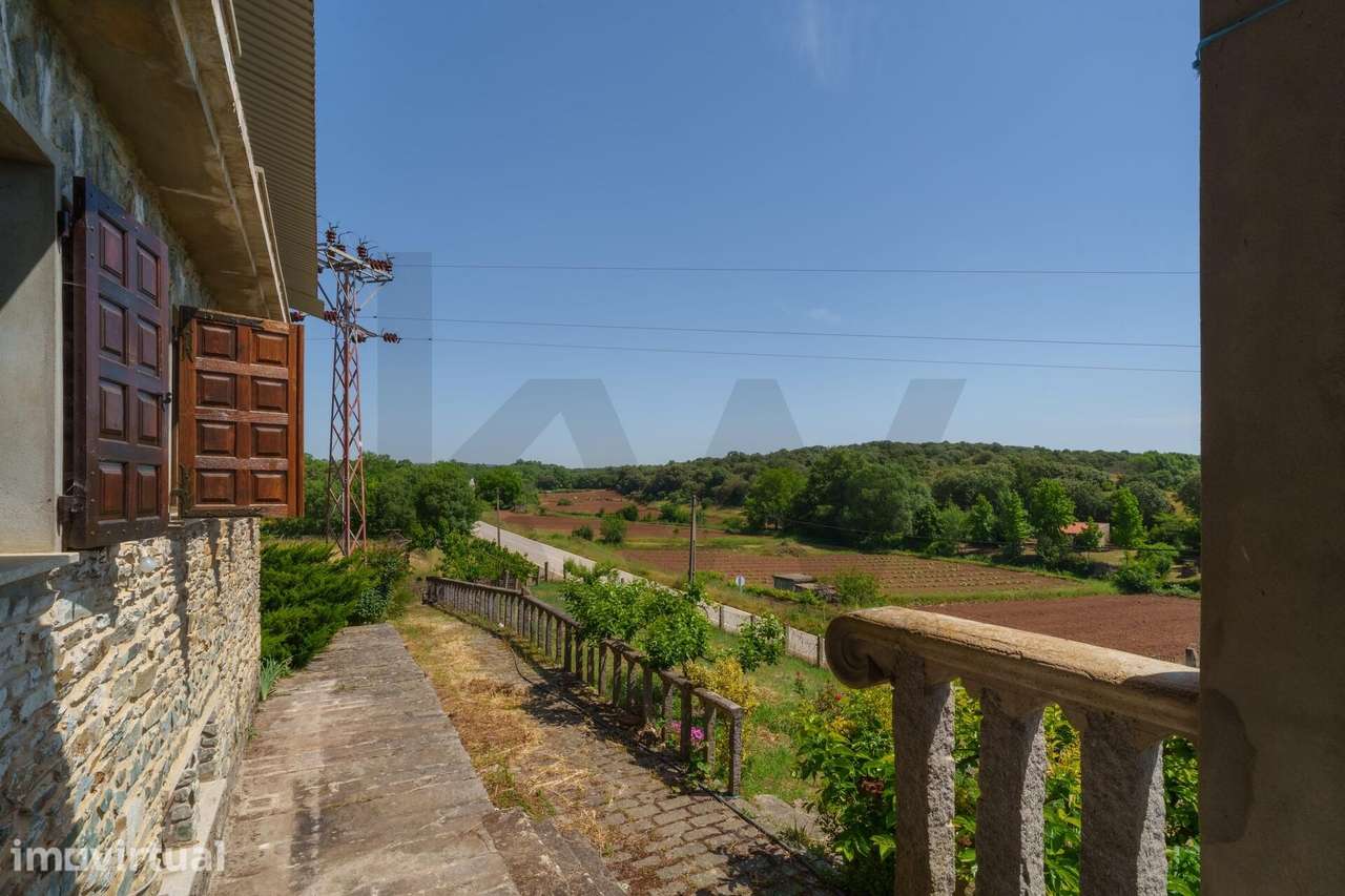Quinta com Moradia T5 em Gralhós, Macedo de Cavaleiros - Grande imagem: 3/60