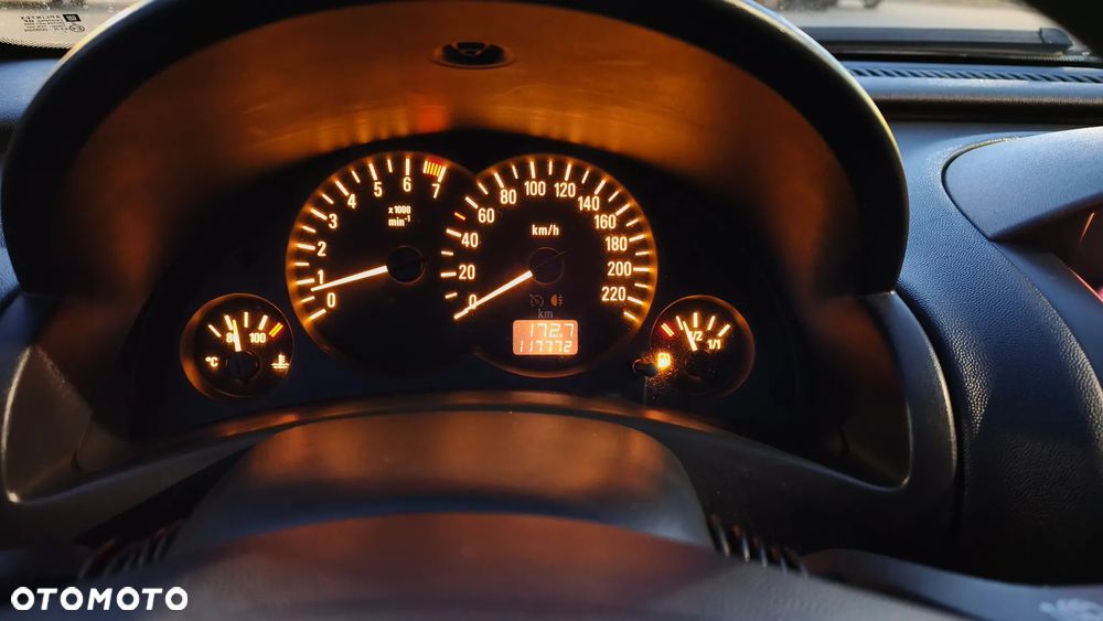 Opel Corsa 1.2 16V Comfort - 24