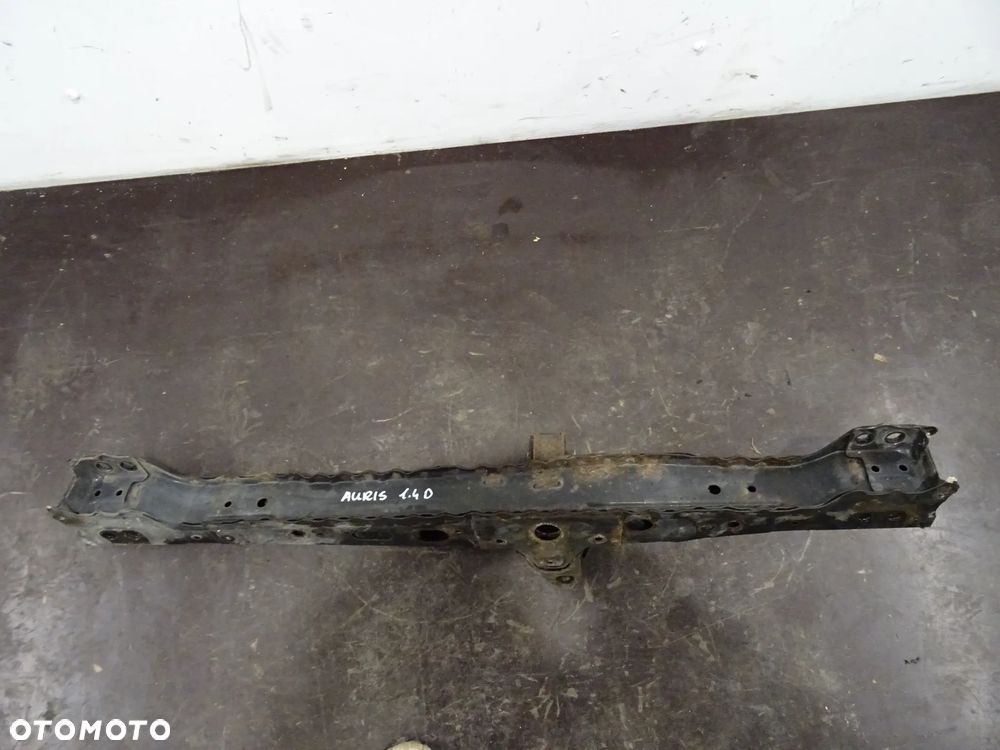 TOYOTA AURIS 06-09 1.4 D4D BELKA SILNIKA PRZÓD DOLNY - 4