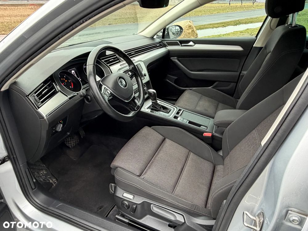 Volkswagen Passat 1.6 TDI (BlueMotion Technology) DSG Trendline - 14