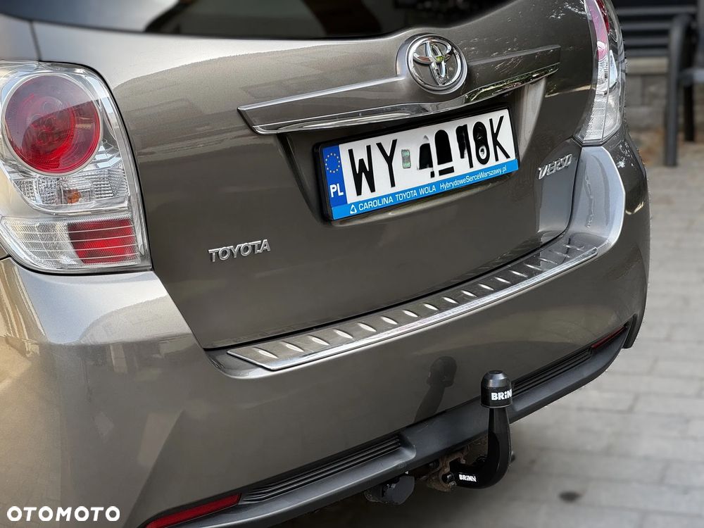Toyota Verso 1.8 Prestige MS 7os EU6 - 16
