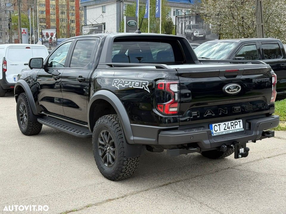 Ford Raptor - 8