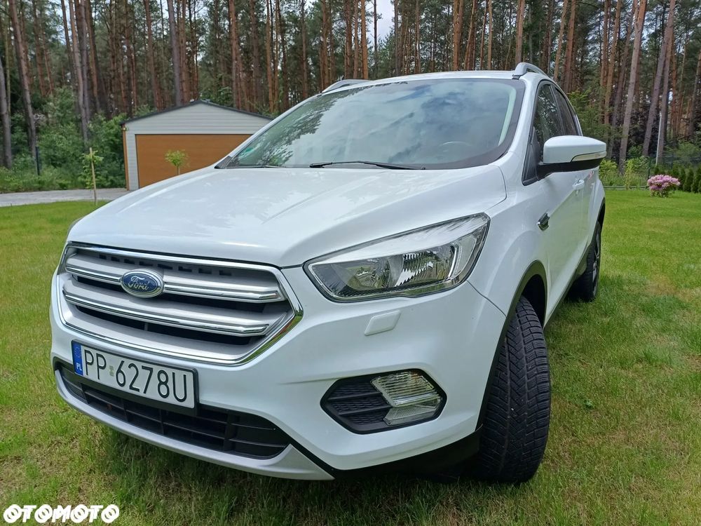 Ford Kuga 1.5 EcoBoost 2x4 SYNC - 1