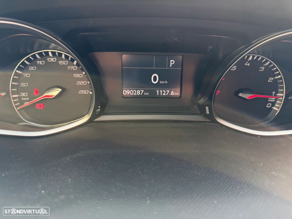 Peugeot 308 PureTech 130 EAT8 Active Pack - 7