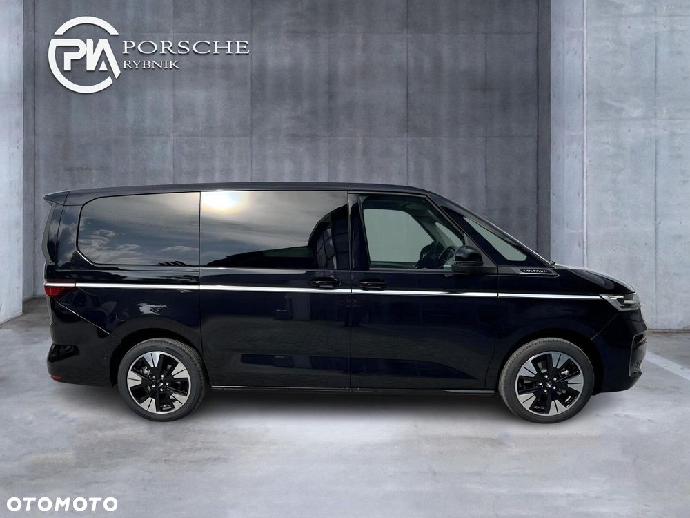 Volkswagen Multivan - 5