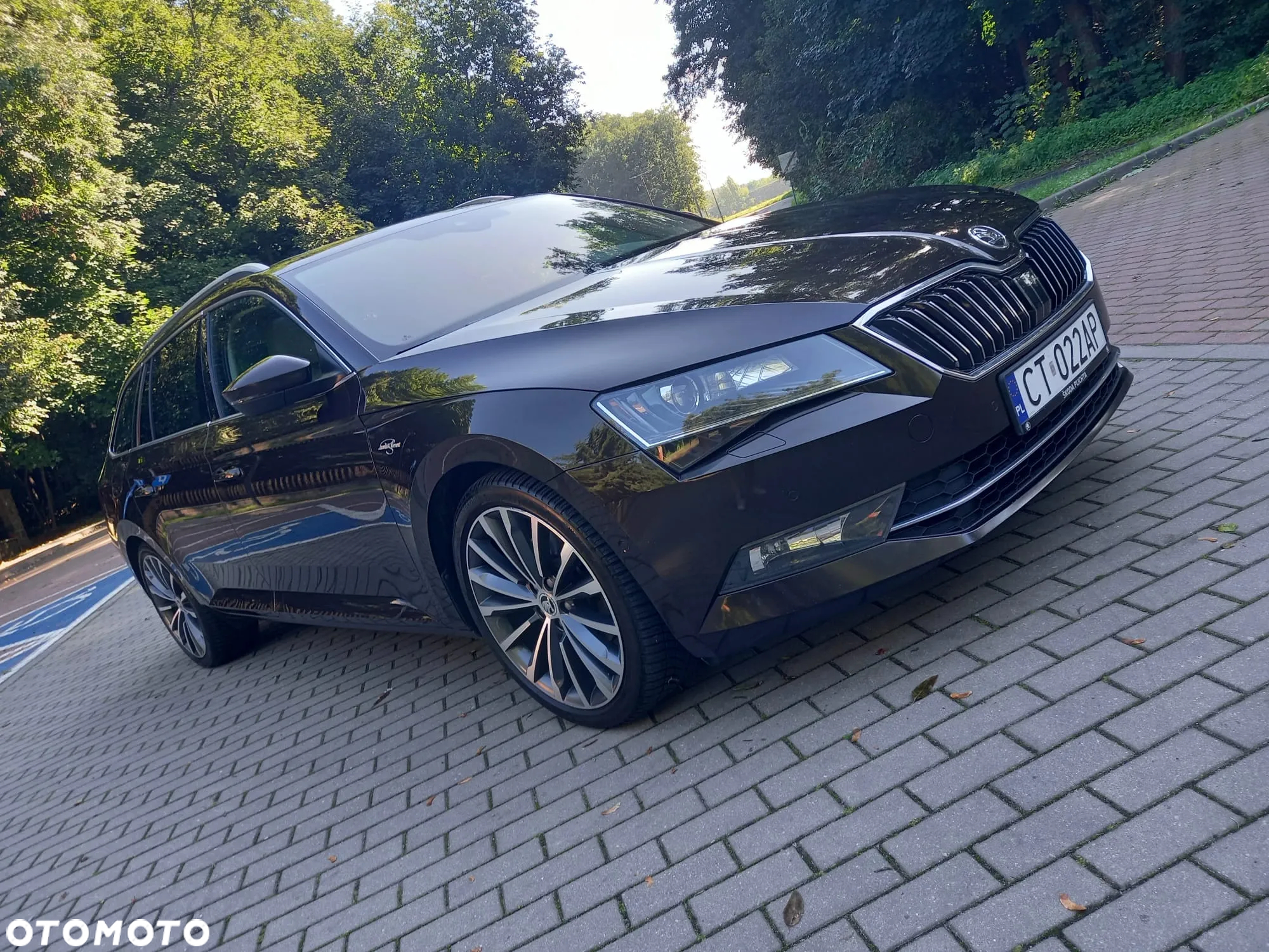 Skoda Superb 2.0 TDI 4x4 L&K DSG - 3