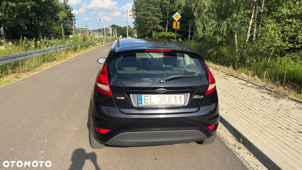 Ford Fiesta 1.4 TDCi Ambiente - 5