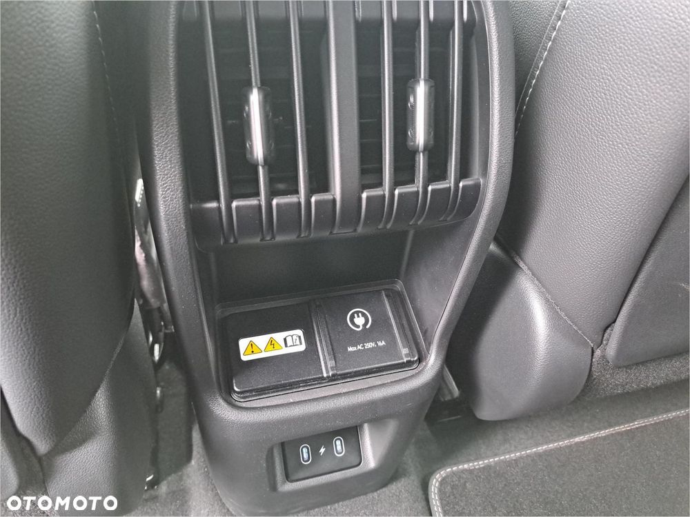Hyundai Kona - 17