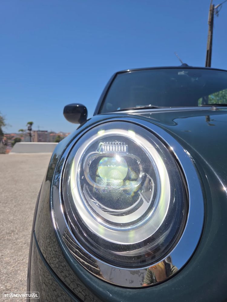 MINI Cabrio John Cooper Works - 22