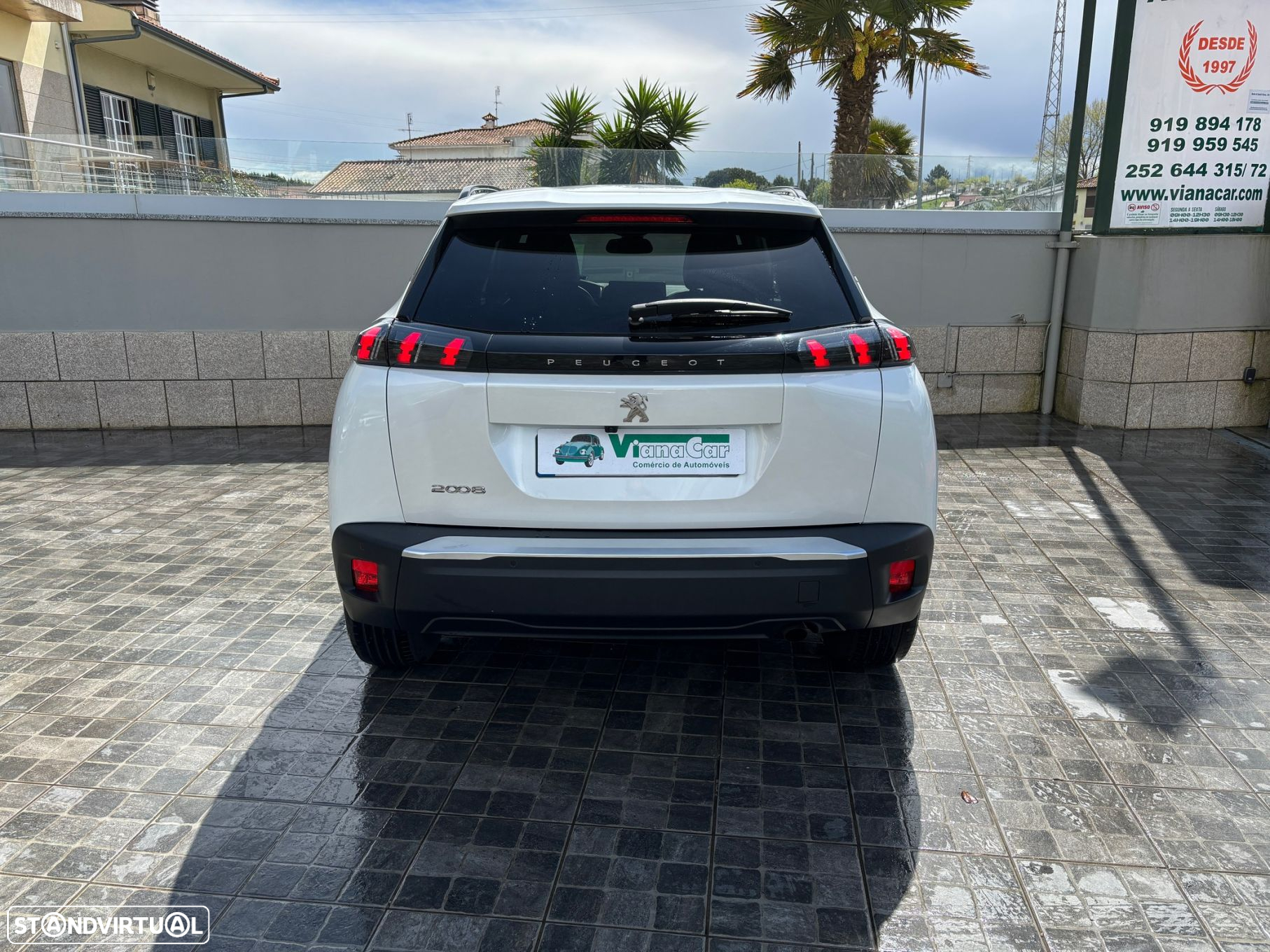 Peugeot 2008 1.2 PureTech Allure Pack - 6