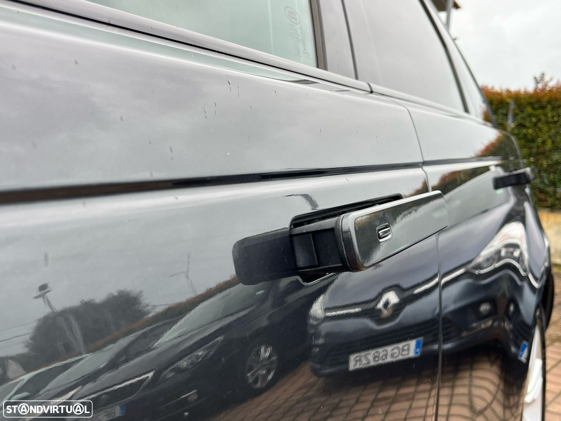 Land Rover Range Rover Velar 3.0 D R-Dynamic SE - 9
