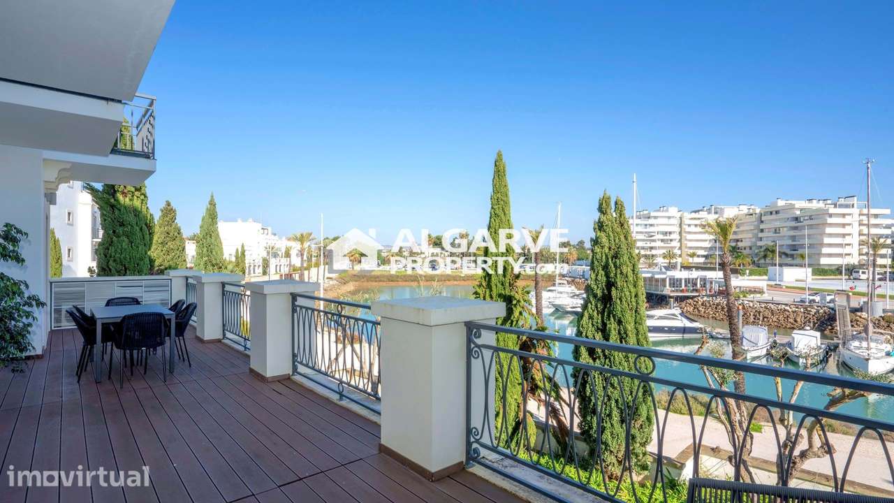 Apartamento T2 De Luxo Num Resort De Luxo com vista sobre a Marina de - Grande imagem: 5/25