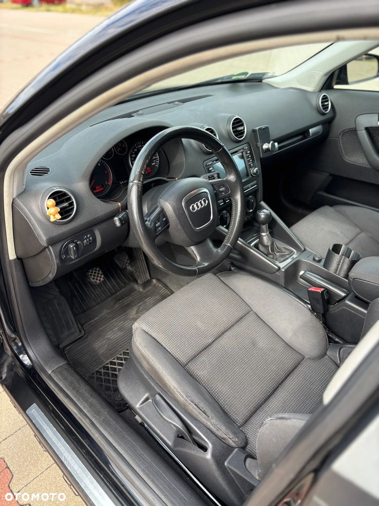 Audi A3 Sportback - 17