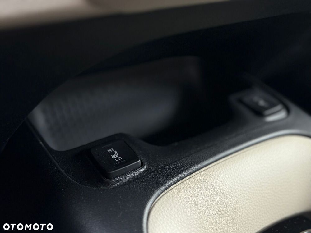 Toyota Corolla 1.8 Hybrid Comfort - 23