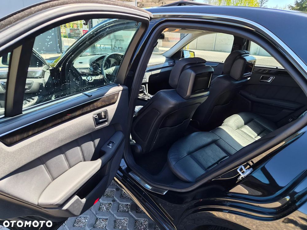 Mercedes-Benz Klasa E 250 CDI 4-Matic BlueEff Avantgarde - 21