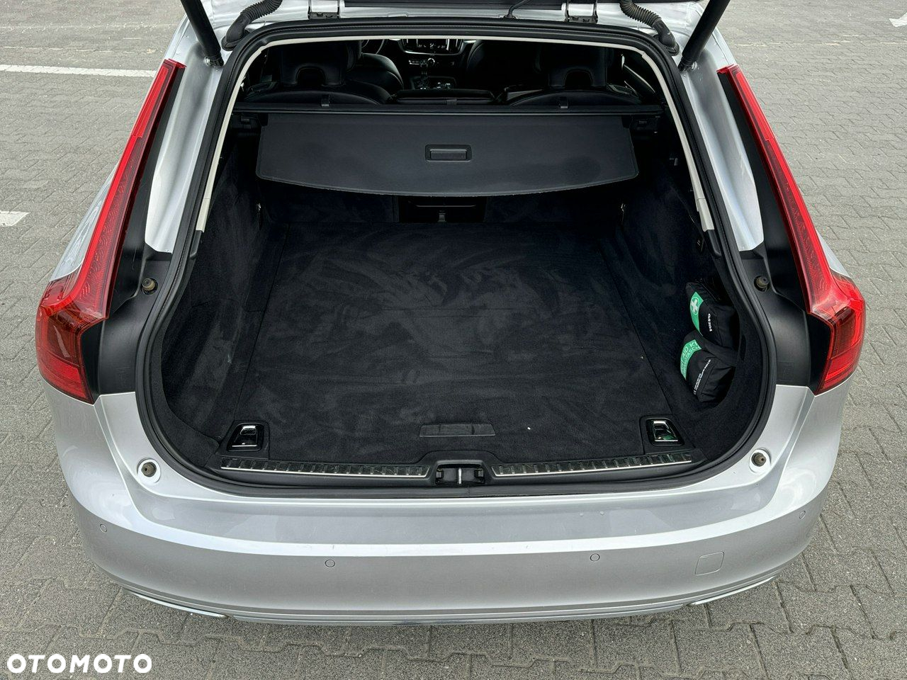 Volvo V90 - 30