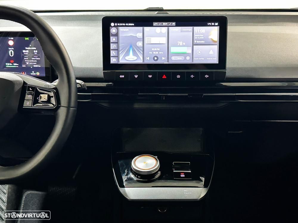 MG MG4 77 kWh Extended Range Luxury - 21