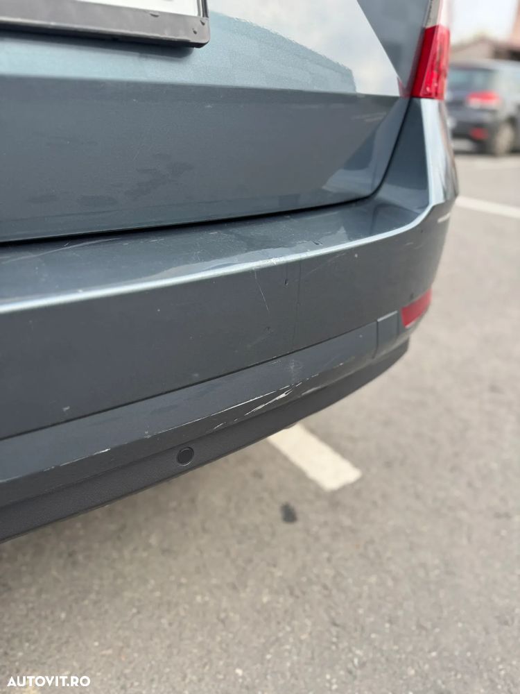 Skoda Octavia Combi 2.0 TDI DSG 4X4 Style - 25