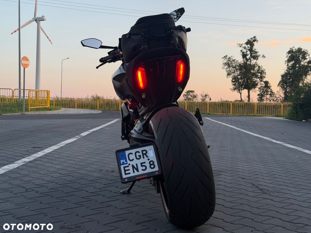 Ducati Diavel - 2