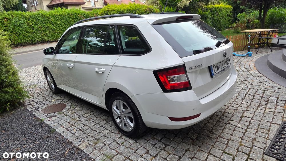 Skoda Fabia 1.0 Style Color - 2