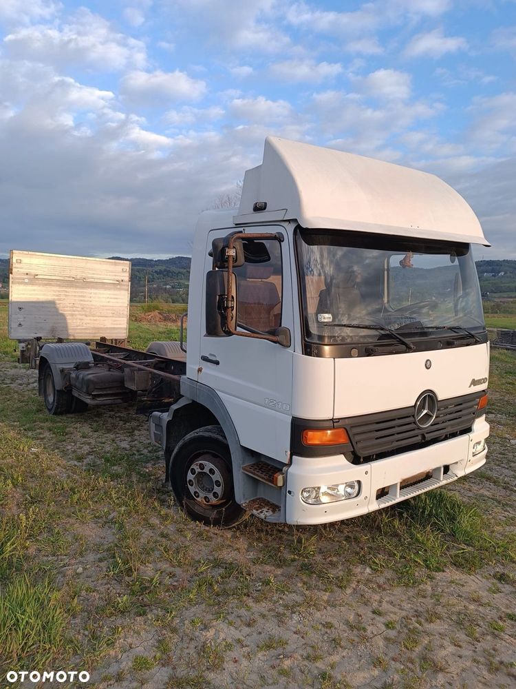 Mercedes-Benz ATEGO - 1