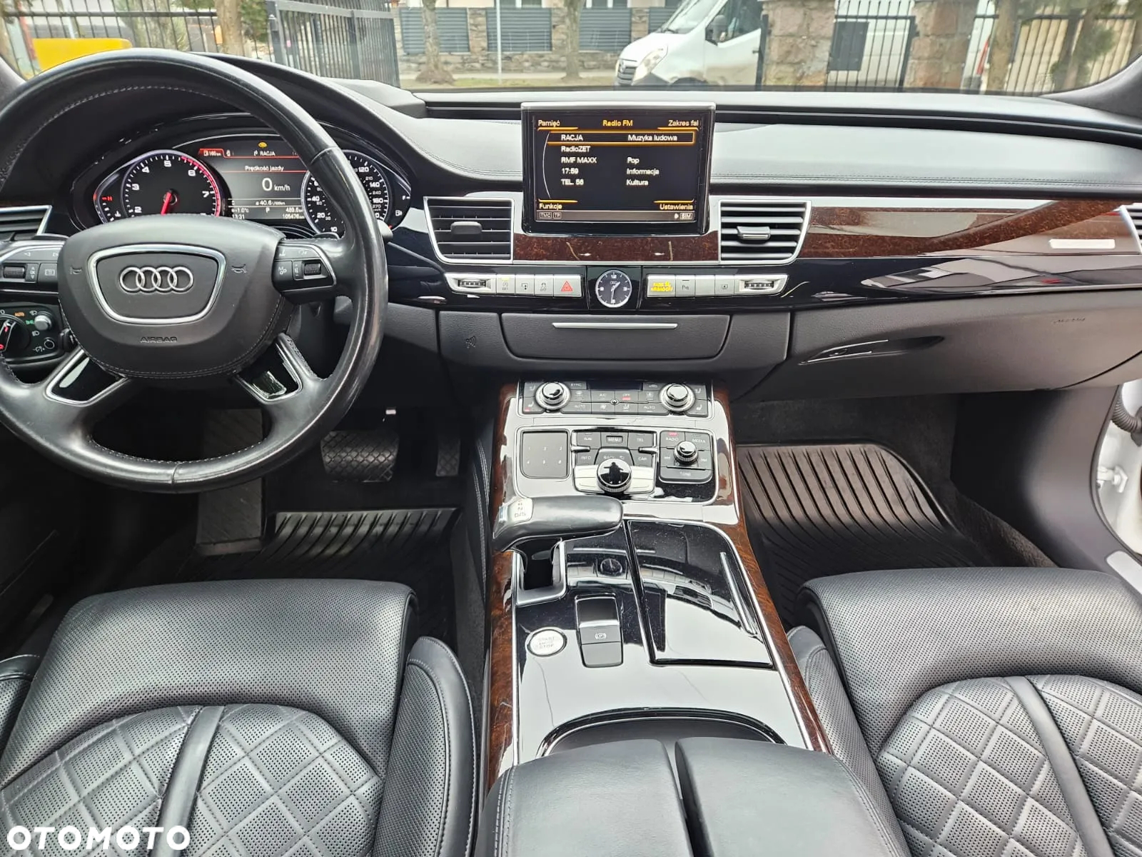 Audi A8 - 11