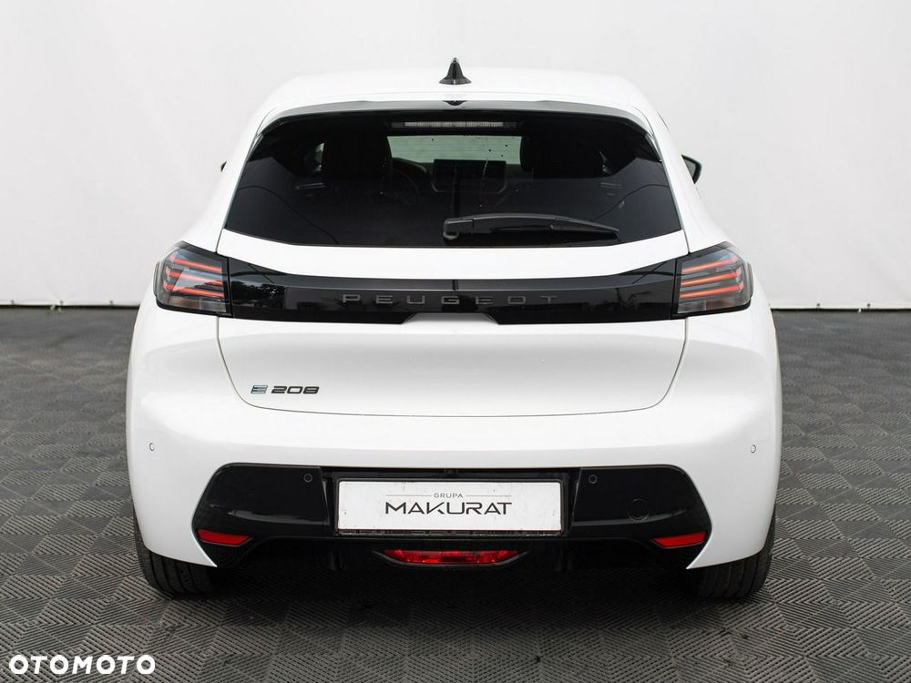 Peugeot 208 50kWh Allure - 9