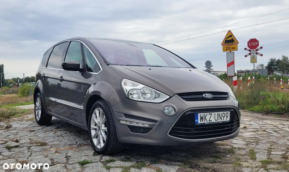 Ford S-Max