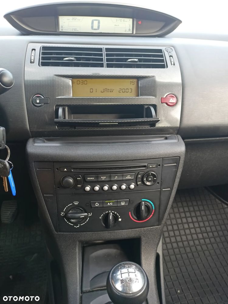 Citroën C4 - 10