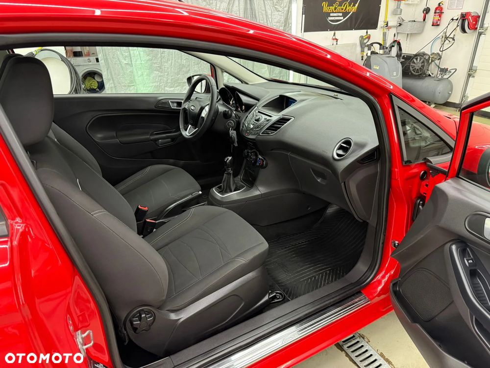 Ford Fiesta - 13