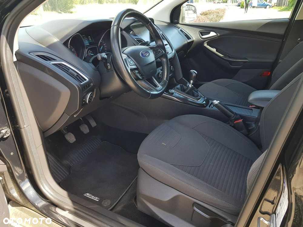 Ford Focus 1.5 EcoBoost STart-Stopp-System TITANIUM - 9