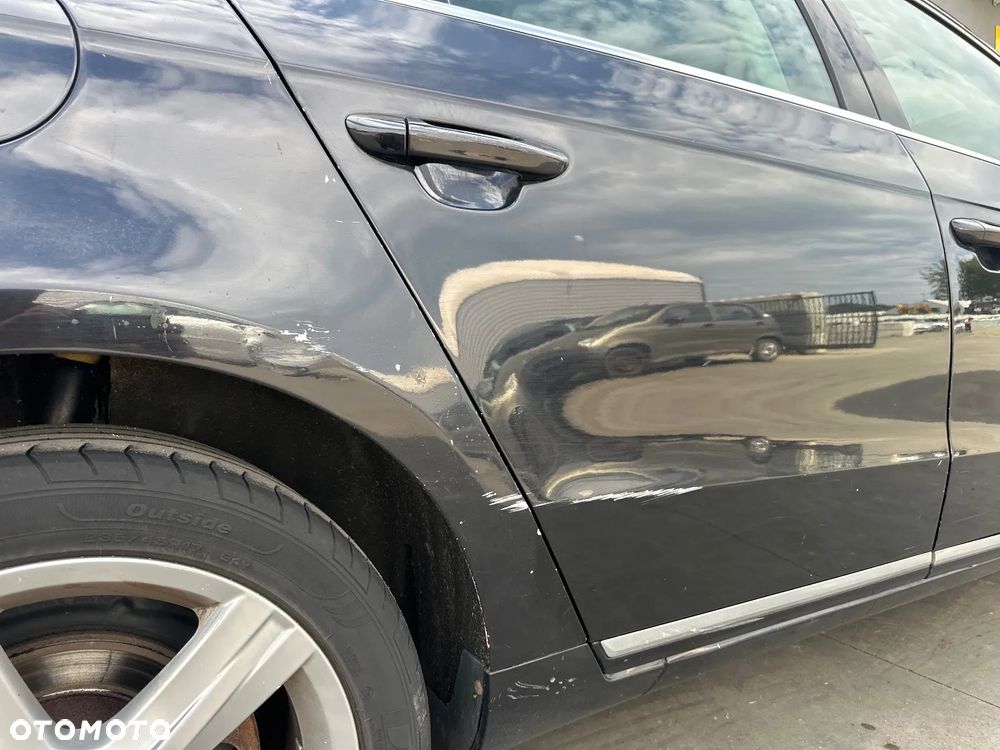 Volkswagen Passat 2.0 Blue TDI SCR Highline - 27
