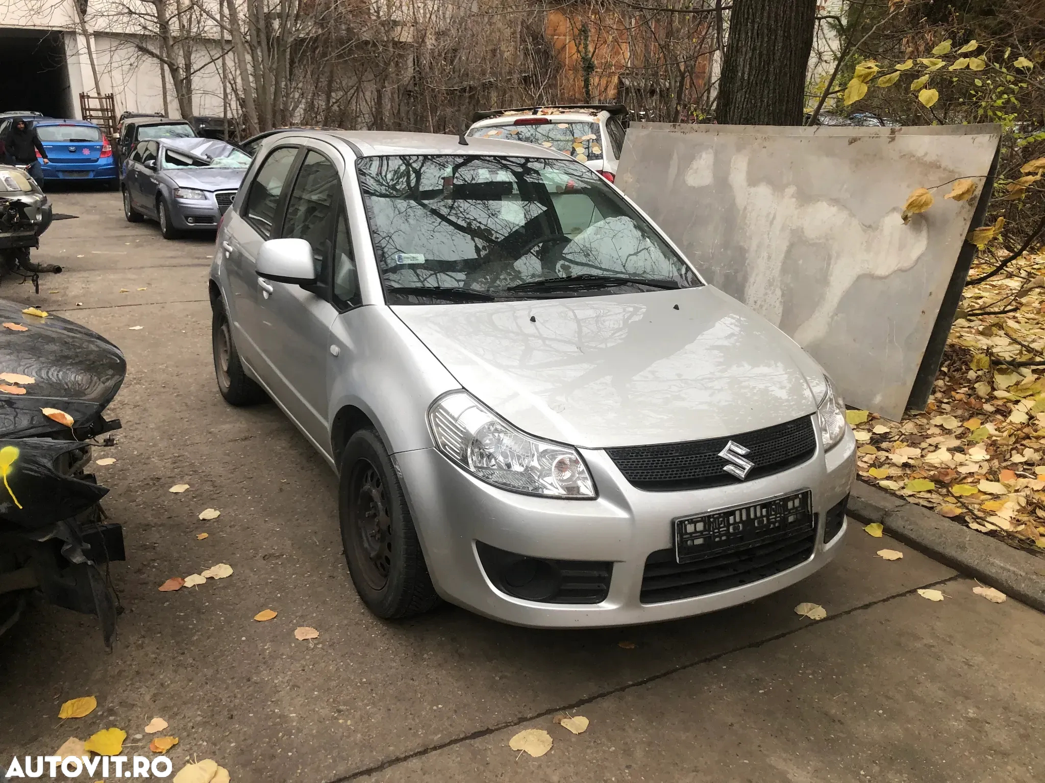 Oglinda electrica dreapta  Suzuki SX4 gri argintiu 2006 - 2