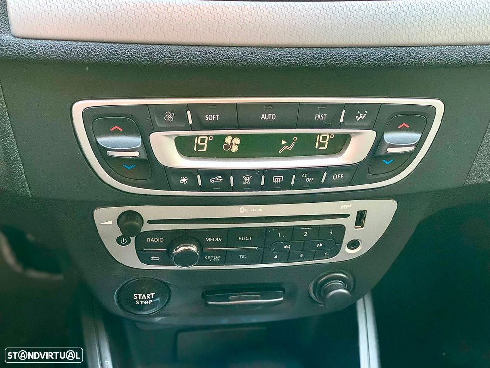 Renault Mégane Coupe 1.5 dCi Dynamique - 16