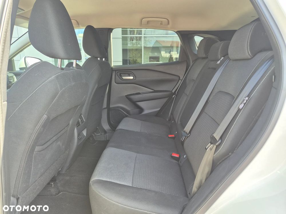 Nissan Qashqai 1.3 DIG-T MHEV N-Connecta Xtronic - 12